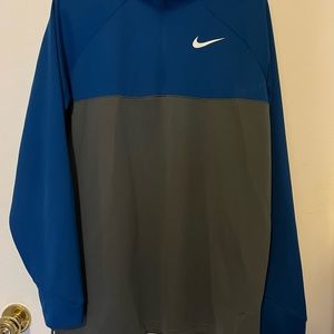 Men’s large Nike quarter zip pull over. Dry fit.